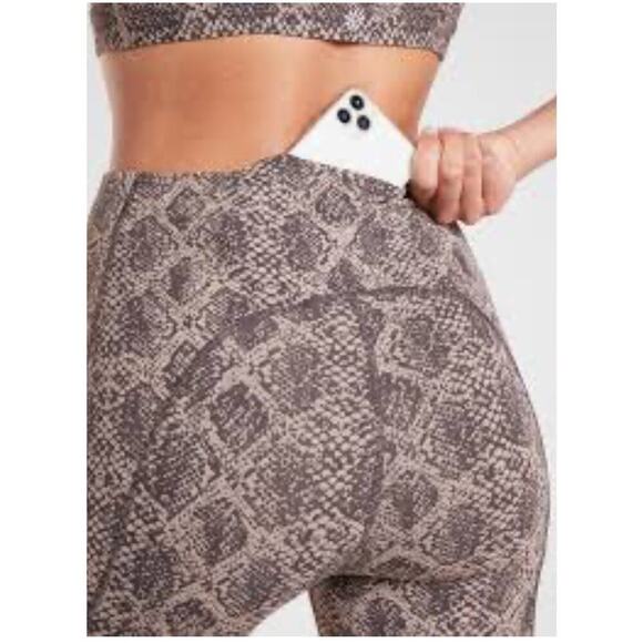 Athleta ULTIMATE STASH POCKET SNAKE 7/8 TIGHT - Picture 3 of 10